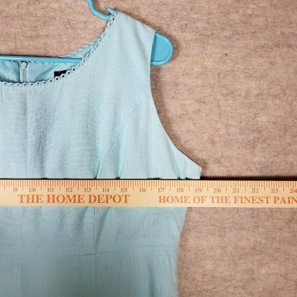 Sag Harbor Linen Maxi Dress, Size 12, Light Blue Embroidered Butterflies 🦋 - Picture 9 of 16